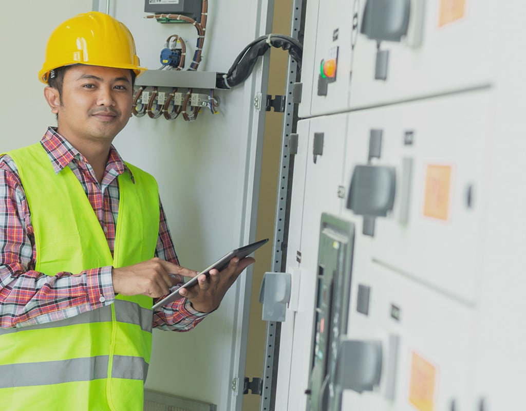 My Safety Buddy: Lone Worker Safety Man Down Alarm for Electricians My Safety Buddy: Lone Worker Safety Man Down Alarm for Electricians
